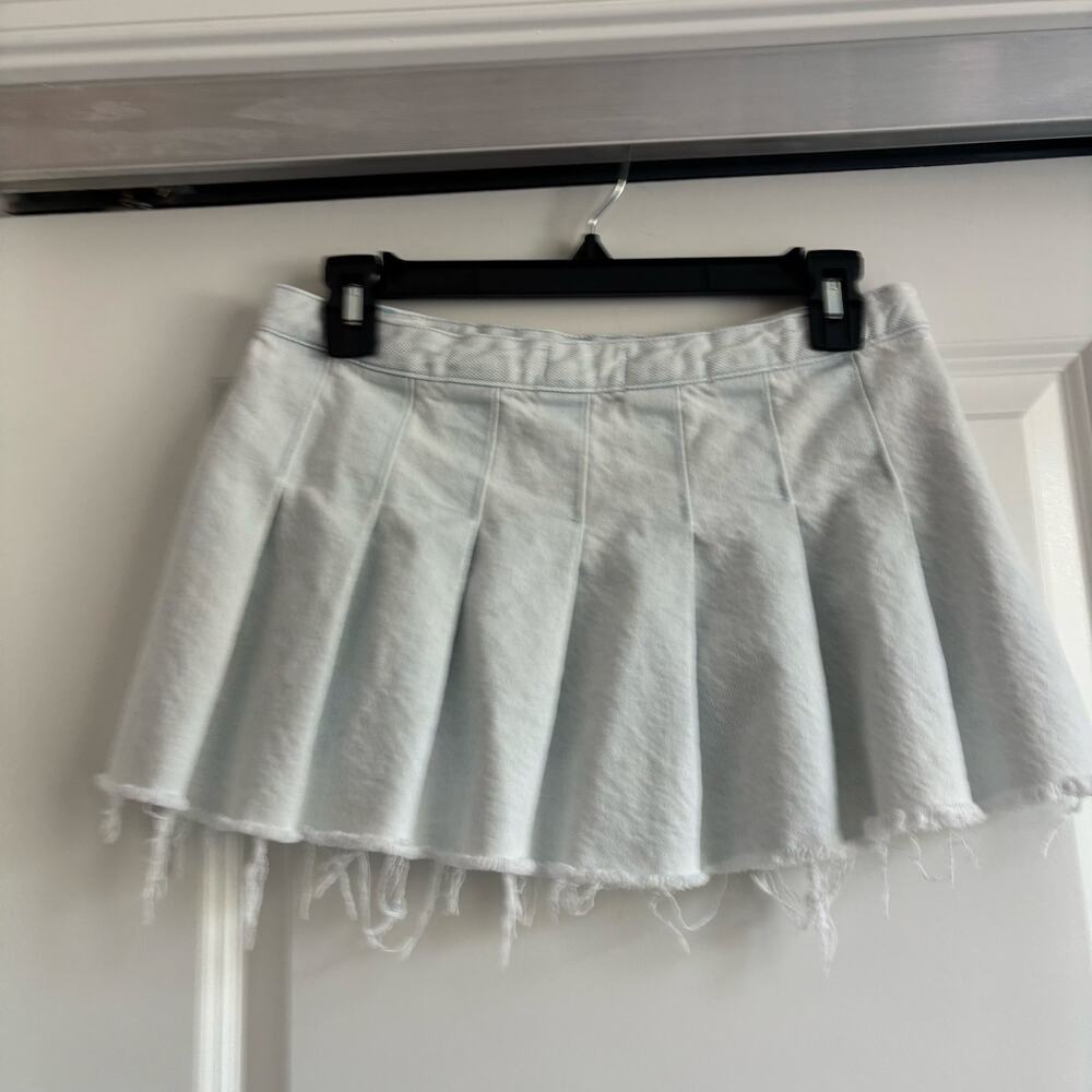 Pacsun Women’s Pleated Micro Mini Skirt Light Wash Sz 26
